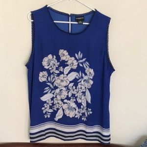 By Liz Claiborne. Pretty cobalt blue and white top